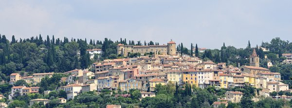 Où trouver une location de vacances en Provence avec des ateliers de fabrication de savon?